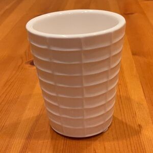 PLANTER POT FOR SUCCULENTS BASKETWEAVE WHITE toothpick makeup brushes q-tips NEW